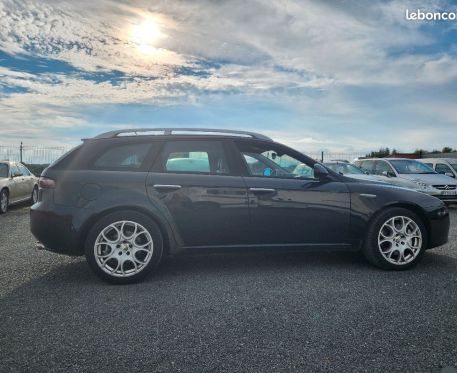 Alfa 159 sporwagon 2.4 jtdm Q4 (4x4) 210ch