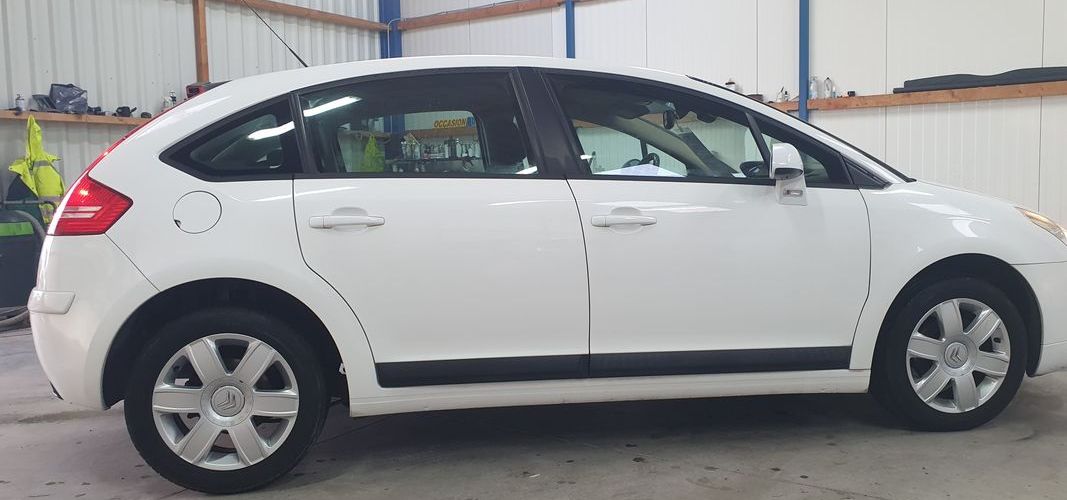 Citroen c4 essence 1.6l 16v 110ch