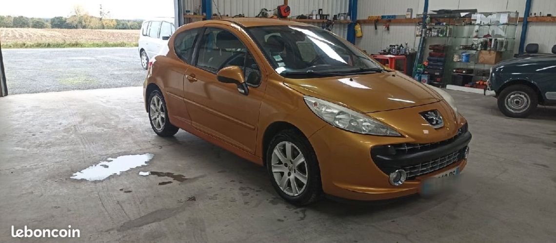 Peugeot 207 1.6 16v 120 ch sport